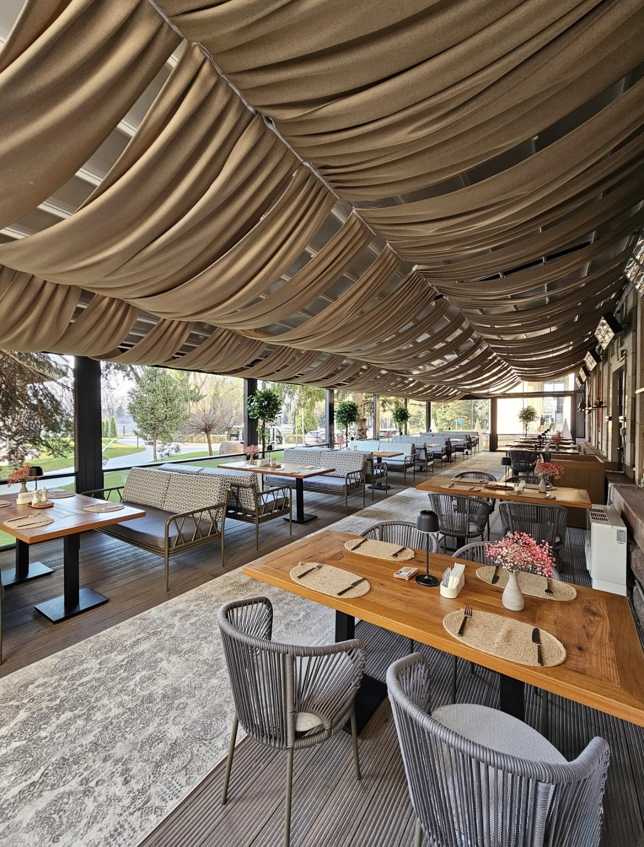Astau Restaurant Swisshotel